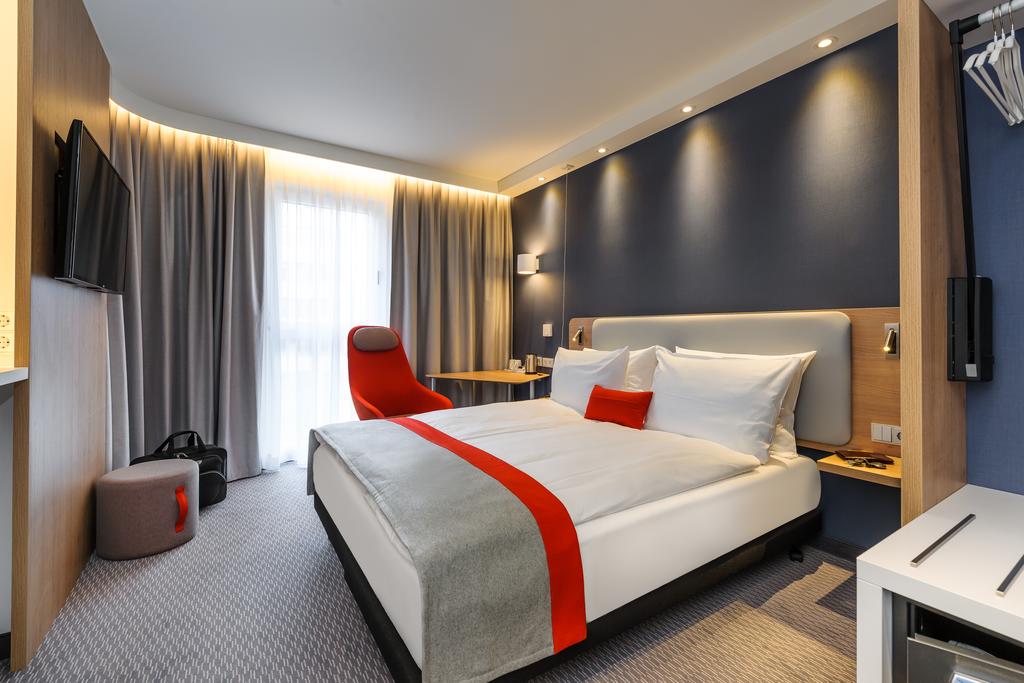 Holiday Inn Express