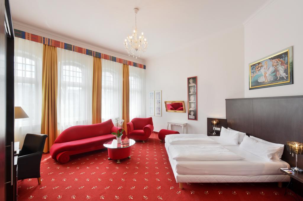 hotel california berlino