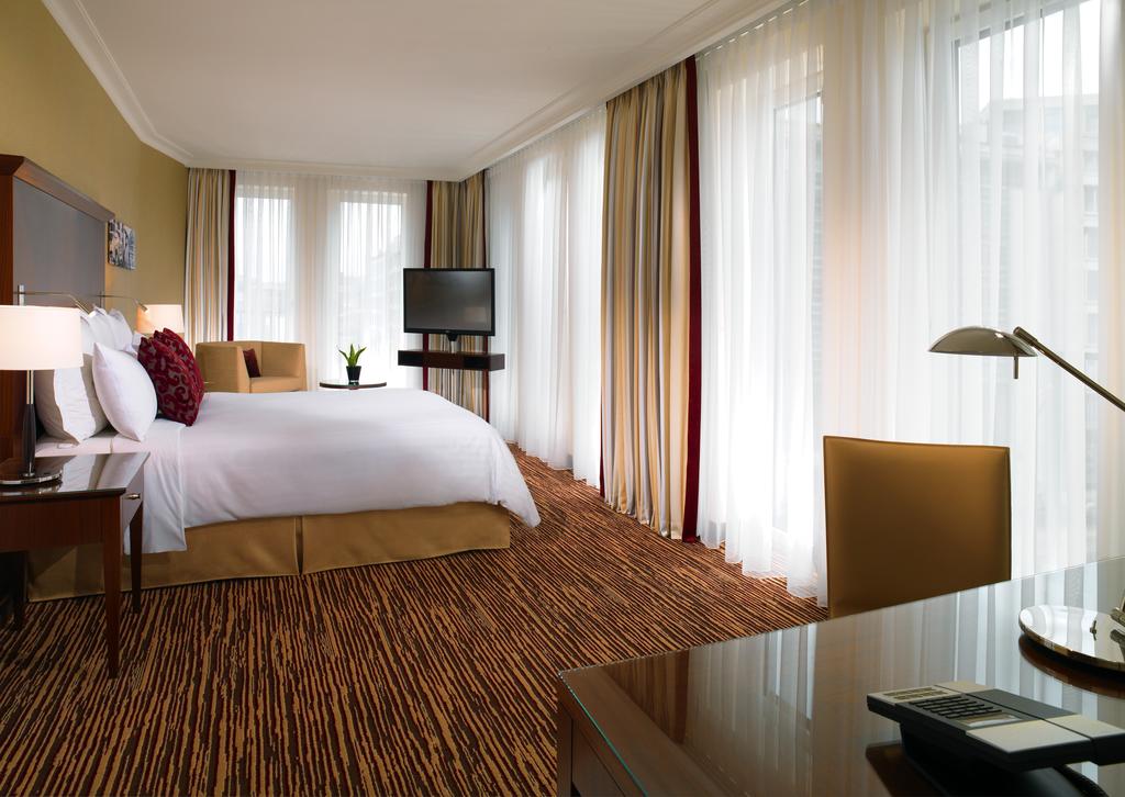 berlin marriot hotel